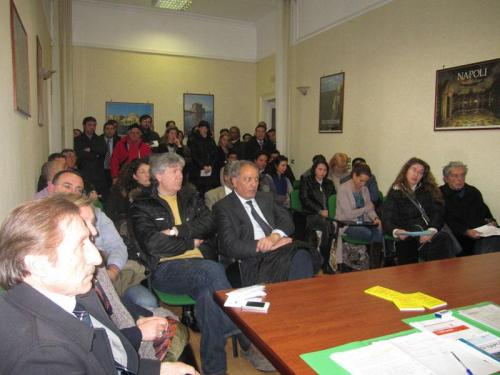 vincenzo-schiavo-incontra-sindaco-de-magistris-in-confesercenti-(17)