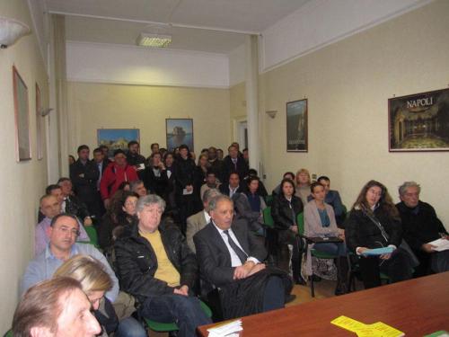 vincenzo-schiavo-incontra-sindaco-de-magistris-in-confesercenti-(18)