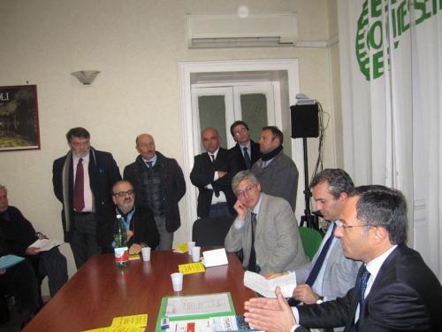 vincenzo-schiavo-incontra-sindaco-de-magistris-in-confesercenti-(20)