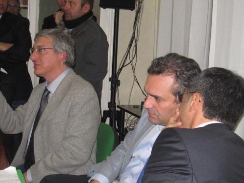 vincenzo-schiavo-incontra-sindaco-de-magistris-in-confesercenti-(26)